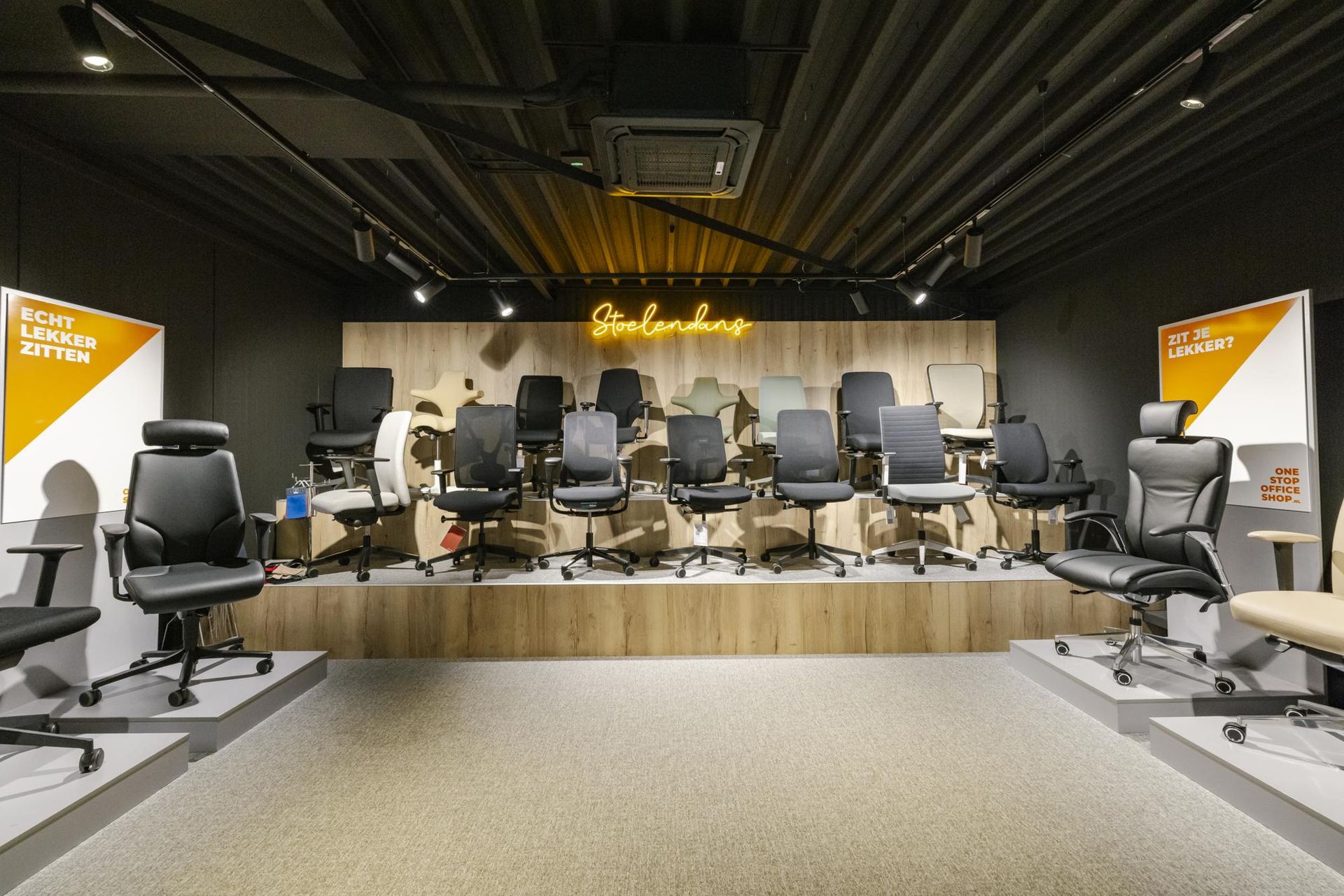 Slide 3: showroom